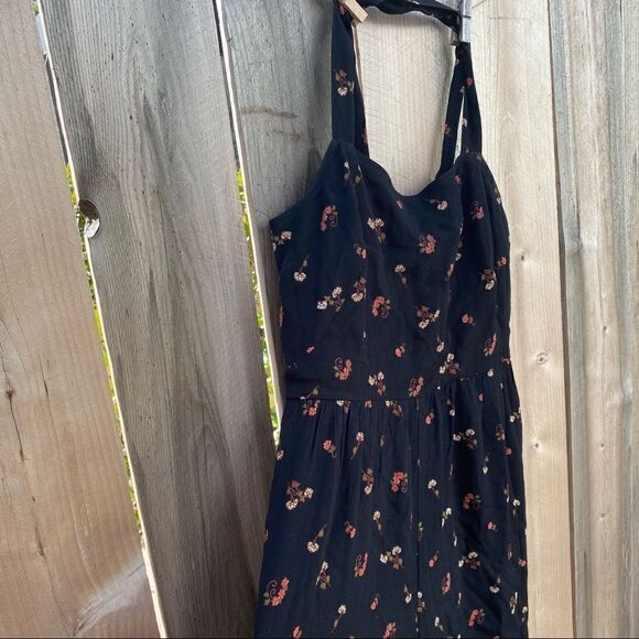 Madewell Smocked Crop Jumpsuit in Flower Toss - Picture 14 of 15